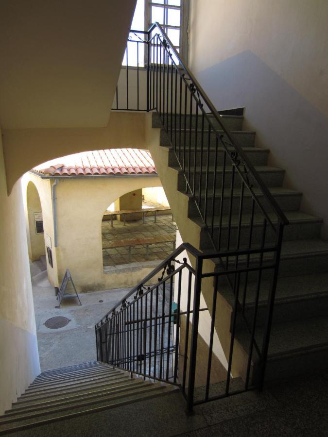 Hotel Du Centre Calvi  Eksteriør billede